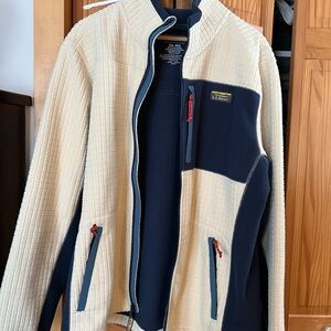 L.L. Bean Men's Zip-Up Textured Fleece Jacket in Cream and Navy
